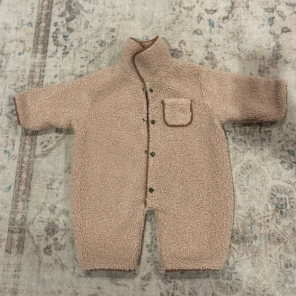 Quincy Mae baby jumpsuit/bunting - Picture 6 of 8